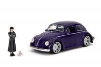 Wednesday auto 1972 VW Beetle 1:24 a figúrka Wednesday